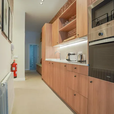 Modern Apartment-2bedrooms 1bath-cuatro Caminos