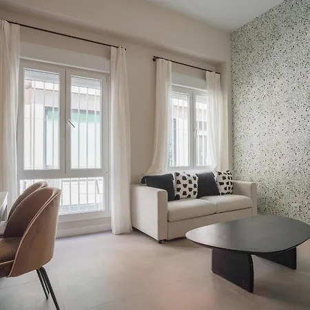 Modern Apartment-2bedrooms 1bath-cuatro Caminos * Madrid