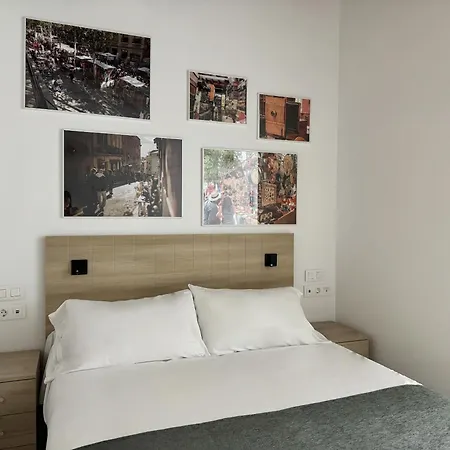 Cava Baja Suites Bajos Apartment