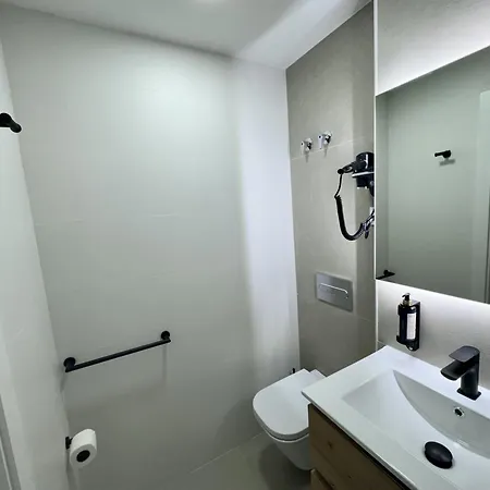 Cava Baja Suites Bajos Apartment *