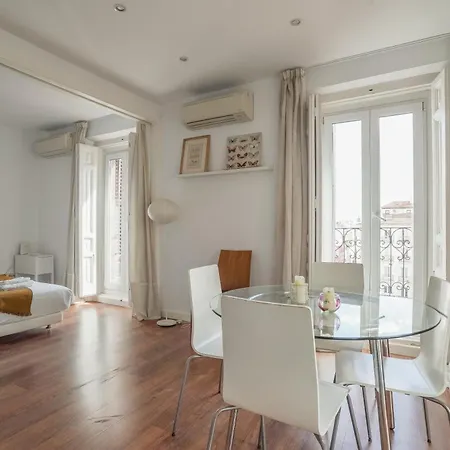 Bright And Cozy-2bedrooms 1bathroom-chueca Apartment Madrid