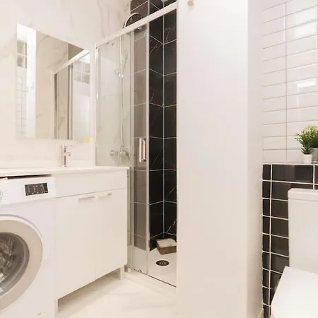 Encanto Celestial En Santa Ursula Apartamento Madrid