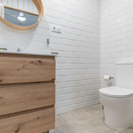 Apartamento Modern Duplex-2bedrooms 3baths-palacio Madrid