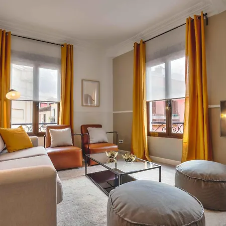 Mit House Madville En Apartamento
