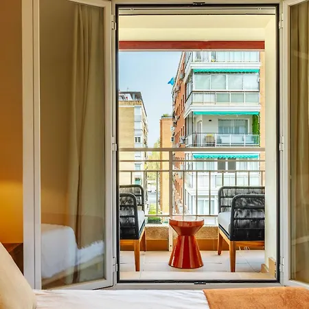 Bernabeu Place En Apartment *