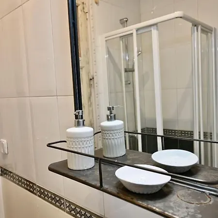For Centrica Y Amplia Vivienda Temporal Mdc23 Apartment Madrid