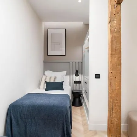 Centro Xvi Calle Tetuan 3br 3bh Apartment *
