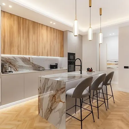 Apartment Centro Xvi Calle Tetuan 3br 3bh Madrid