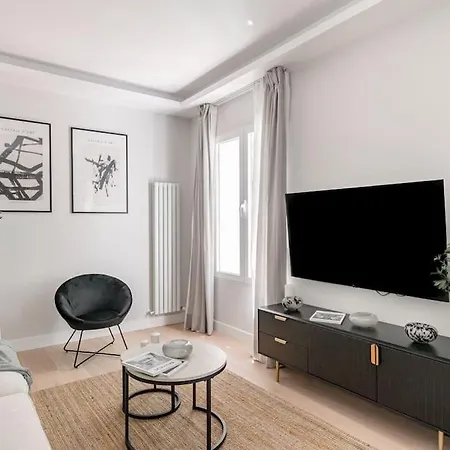 Apartment Premium Salamanca Viii Renovated 2br 2bh *