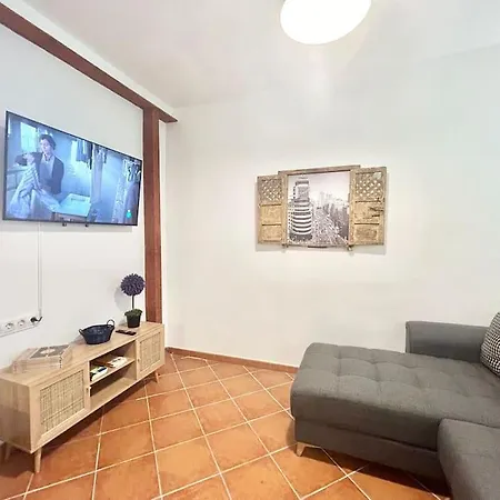 Centro Lavapies Meson D Paredes