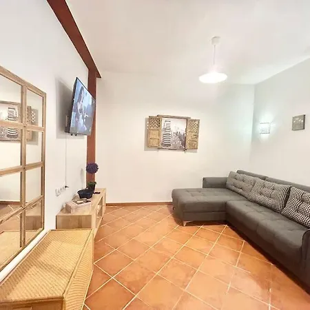 Centro Lavapies Meson D Paredes *