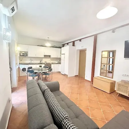 Centro Lavapies Meson D Paredes Apartment