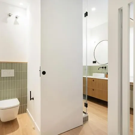 Chueca Fuencarral - 5 Bdrms 5 Baths 12 Pax Madrid