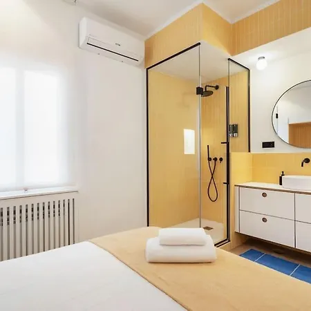 Chueca Fuencarral - 5 Bdrms 5 Baths 12 Pax Madrid