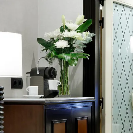 Hyatt Regency Hesperia 5*