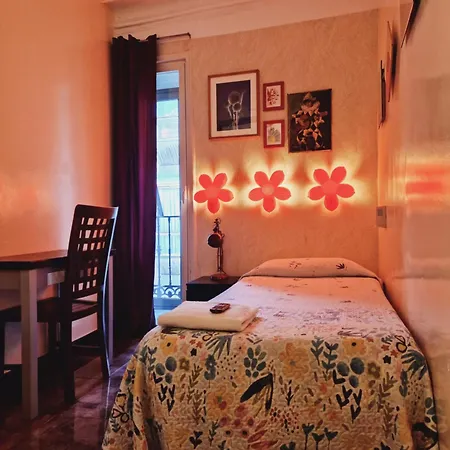 Casa De Huespedes Dolce بيت ضيافة 2*