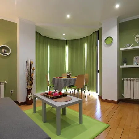 Adelfas Apartment