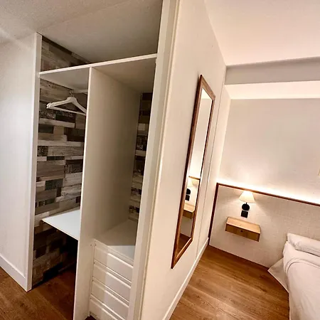 Far Gran Via Hostel Madrid