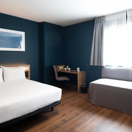 Travelodge Metropolitano Hotel *