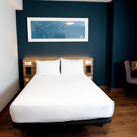 Hotel Travelodge Metropolitano