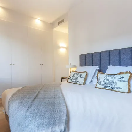 Cibeles Luxe In Apartamento *