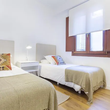 Cibeles Luxe In Apartamento *