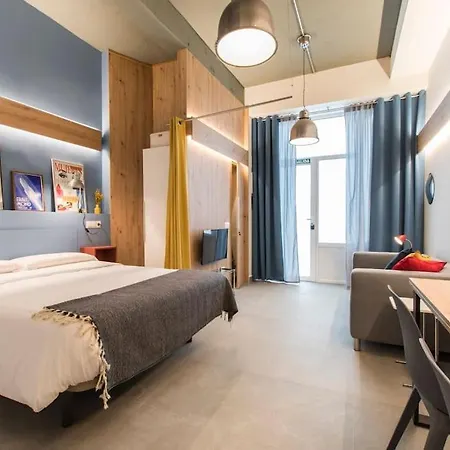 Apartment Urban Chic At Great Location In *