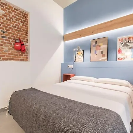 Apartment Urban Chic At Great Location In Madrid