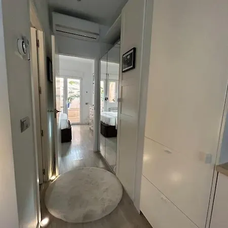 Piso De Lujo Con Patio Y Piscina Privada Madrid