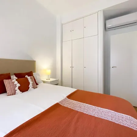 Apartment Montaber - La Paz Market Madrid