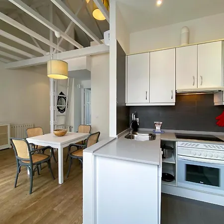 Montaber - La Paz Market Apartment