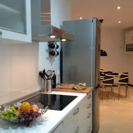 Bookinmadrid Com - Puerta Del Sol Apartment