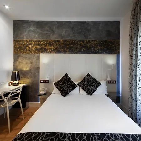 Petit Palace Savoy Alfonso Xii Hotel 4*