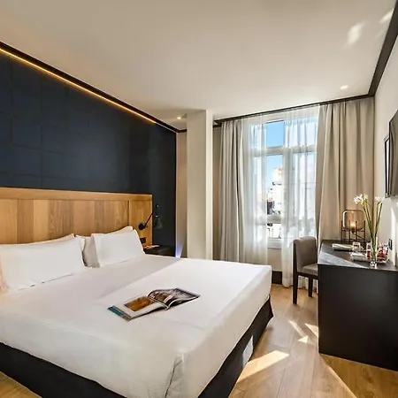H10 Puerta De Alcala Hotel