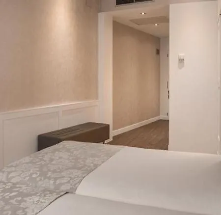 Hotel Catalonia Puerta Del Sol Madrid