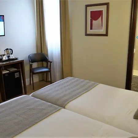 Condes Hotel