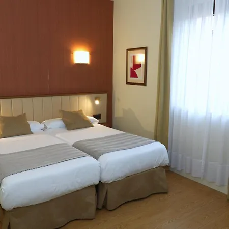 ロス コンデス 3*