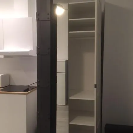 Guest house Goyal Pizarro Madrid