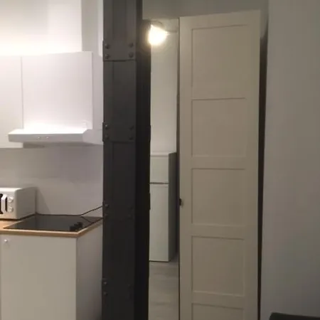 Goyal Pizarro Guest house Madrid