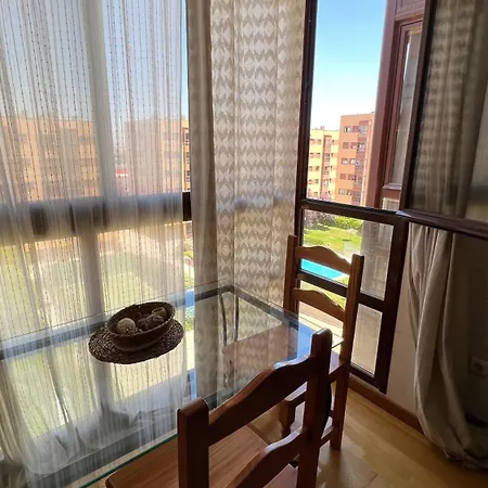 Deyanira Suite, Aeropuerto, Ifema Apartment Madrid