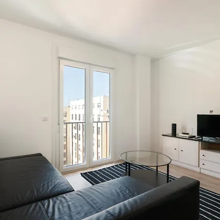Apartment Fr85 *