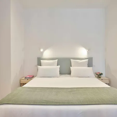 Paseo Apartahotel
