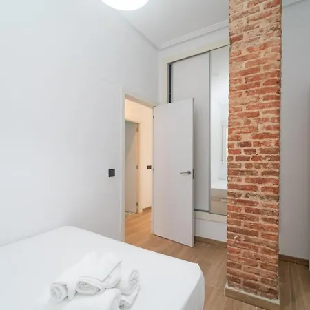Guestready - Mais Um Tijolo Na Parede Madrid