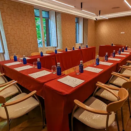 Opera Hotell