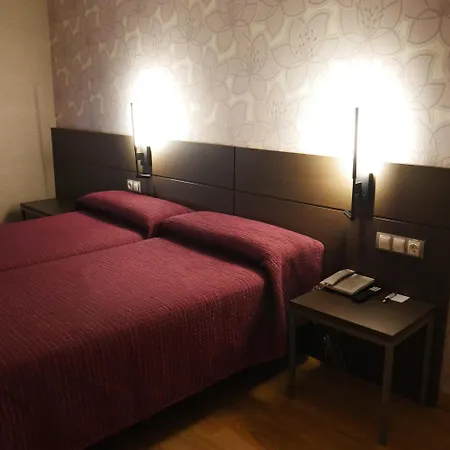 4c Cuatro Caminos Guest house