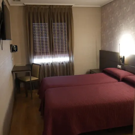 Guest house 4c Cuatro Caminos 3*
