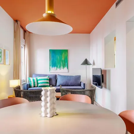 Nomad Latina En Apartment *
