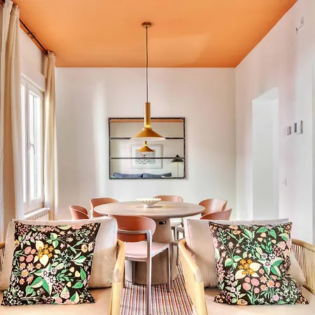 Apartment Nomad Latina En Madrid