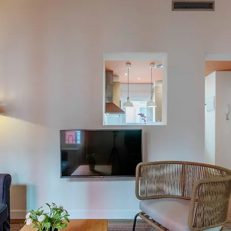 Apartment Nomad Latina En Madrid