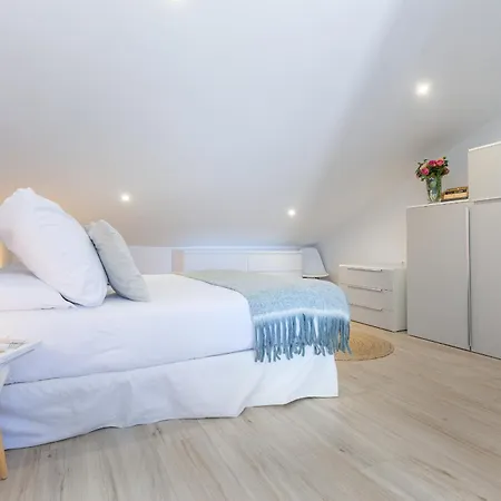 Malasana Terrace En Apartment Madrid